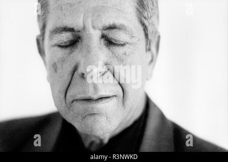 Portrait of Canadian singer/ songwriter and poet Leonard Cohen at the Oslo Plaza when he visited Oslo in 1996 Stock Photo