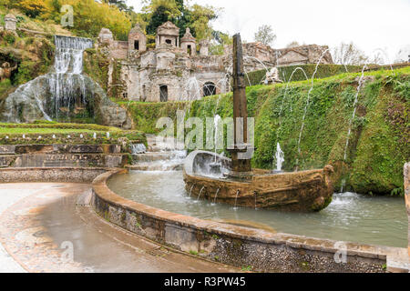 Central Italy, Lazio, Tivoli. Villa d'Este, UNESCO World Heritage Site. Rometta Fountains. Stock Photo