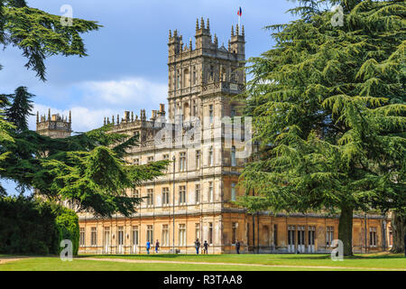 England, Hampshire. Highclere Castle, Jacobethan style country house, seat of the Earl of Carnarvon. Setting of Downton Abbey. Stock Photo