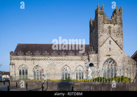 Ireland, County Kilkenny, Kilkenny City, The Black Abbey, exterior Stock Photo