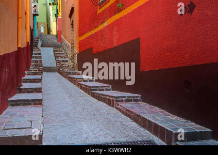 Mexico, Guanajuato, Colorful Back Alley Stock Photo