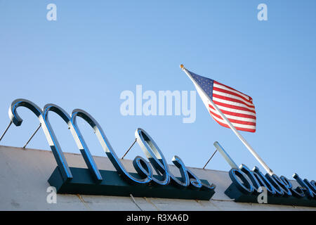 Mels Drive In Sherman Oaks Los Angeles Ca Stock Photo Alamy