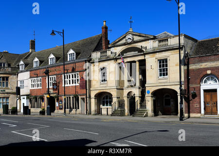 Town centre view, Town Hall, Bourne town; Lincolnshire; England; UK Stock Photo