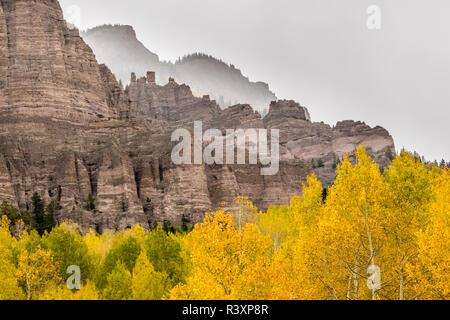 USA, Colorado, Gunnison National Forest. Mountain forests and formations in autumn. Stock Photo