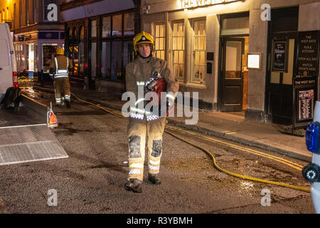 Bath Somerset UK, 24th November 2018  Fire crew preparing to enter the Wesgate Public house in Bath in response to fire  Credit Estelle Bowden/Alamy Live News Stock Photo