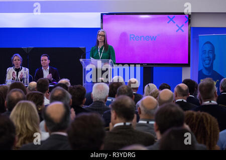 London, UK. 24th November, 2018. Carla Burns, candidate for Renew UK, a new centrist political party launched in February 2018, addresses its inaugural National Assembly at Westminster Central Hall. Renew UK, led by Leaders Annabel Mullin and James Torrance and Deputy Leader James Clarke, has signed up 100 candidates ready to stand in future UK elections based on a wide-ranging programme of reform. Credit: Mark Kerrison/Alamy Live News Stock Photo