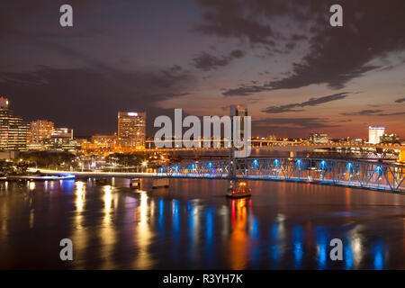 Usa, Florida, Jacksonville, Main Street Bridge also known as the Blue Bridge across the St. John's River Stock Photo