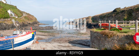 Harbour view of Port Gaverne near Port Isaac in Cornwall Stock Photo