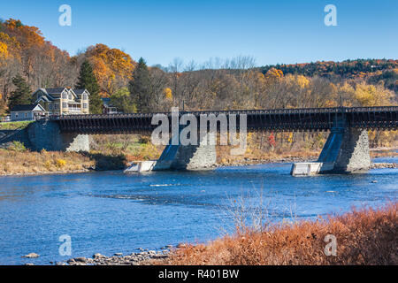 USA, Pennsylvania, Pocono Mountains, Minisink Ford, Roebling Delaware Aqueduct, oldest wire suspension bridge in the US Stock Photo