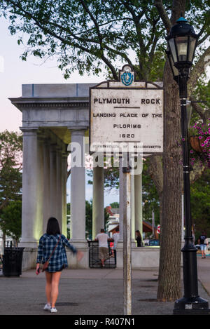 USA, Massachusetts, Plymouth, building containing Plymouth Rock, memorial to arrival of first European settlers to Massachusetts in 1620 at dusk Stock Photo