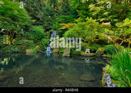 USA, Oregon, Portland. Japanese Garden. Credit as: Steve Terrill / Jaynes Gallery / DanitaDelimont.com Stock Photo