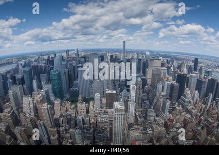 Looking North from the Empire State Building 86th Floor Outdoor Observation Deck, Manhattan, New York, USA Stock Photo