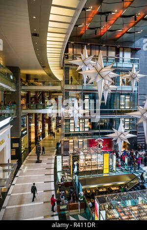 The Shops at Columbus Circle shopping mall, Time Warner Center ...