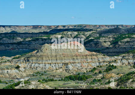 USA, North Dakota, Medora. Theodore Roosevelt National Park, South Unit, Painted Canyon Overlook Stock Photo