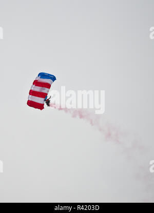 USA, Wisconsin, Oshkosh, AirVenture 2016, Patriot Parachute Team Stock Photo