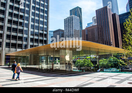Apple Store Michigan Avenue, Chicago / Foster + Partners