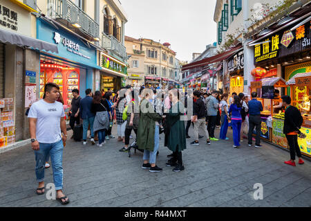 Shopping street in old Xiamen, Fujian, China Stock Photo