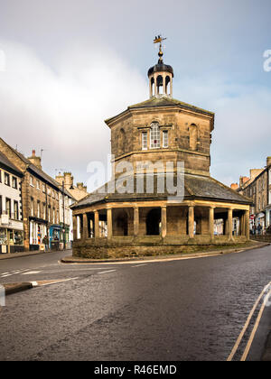 The butter Market / market cross erected in 1747 standing in the high street in the Teesdale market town of Barnard Castle County Durham England UK Stock Photo