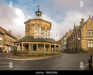 The butter Market / market cross erected in 1747 standing in the high street in the Teesdale market town of Barnard Castle County Durham England UK Stock Photo