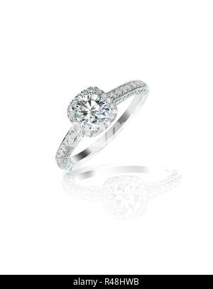 Diamond solitaire engagment wedding ring round brilliant Stock Photo