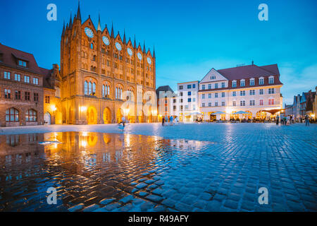 Classic twilight view of the hanseatic town of Stralsund during blue hour at dusk, Mecklenburg-Vorpommern, Germany Stock Photo