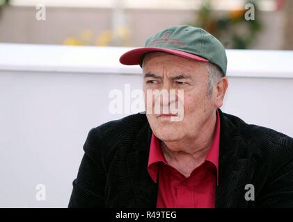 THE DIRECTOR BERNARDO BERTOLUCCI AT THE CANNES FILM FESTIVAL WHERE RECEIVED THE PALM OF HONOR FOR THE CAREER (110511) - CANNES, May 11, 2011 () - Italian director Bernardo Bertolucci poses for photos during a photocall at the 64th Cannes Film Festival in Cannes, France, on May 11, 2011. Bertolucci received a 'Palme d'Honneur' honor award for his carreer. (/ Gao Jing) (zw) (Gao Jing / Xinhua / photoshot, CANNES - 2011-05-11) ps the photo is usable in respect of the context in which it was taken, and without defamatory intent of the decoration of the people represented (Gao Jing / Xinhua/photosh Stock Photo