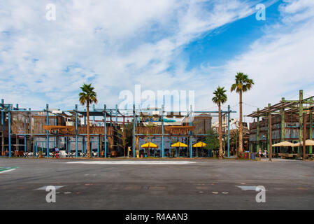 Dubai, United Arab Emirates - November 24, 2018: La Mer beach walking area with many restaurants in coffee bars a famous travel spot in Dubai Stock Photo