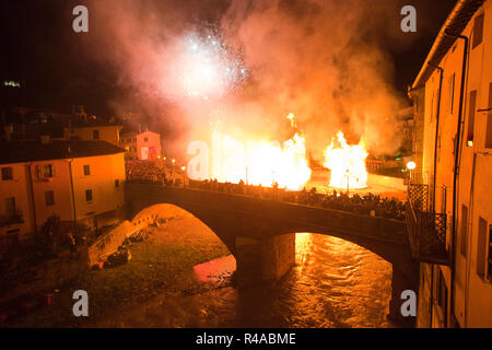 haystacks on fire, festival of bonfires, rocca san casciano, emilia romagna, italy, europe Stock Photo