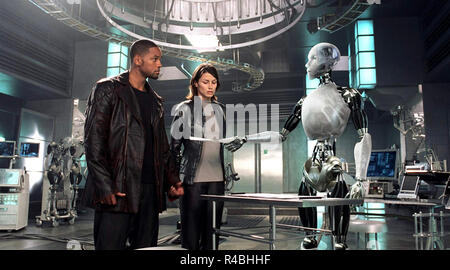 I,ROBOT  2004 Twentieth Century Fox film with Will Smith and Bridget Moynahan Stock Photo