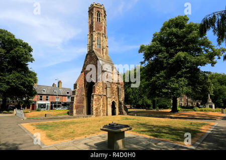 Summer; Greyfriars Tower a Franciscan friary; Tower Gardens, Kings Lynn town; Norfolk; England; UK Stock Photo