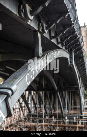 The Iron Bridge, a 30-metre cast iron bridge that opened in 1781 in the townof  Ironbridge on the River Severn near Telford in Shropshire Stock Photo