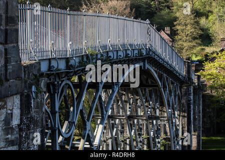 The Iron Bridge, a 30-metre cast iron bridge that opened in 1781 in the townof  Ironbridge on the River Severn near Telford in Shropshire Stock Photo