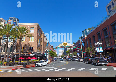 SAN DIEGO, CALIFORNIA, USA – NOVEMBER 6, 2018: The Gaslamp Quarter in San Diego, California. Historic arch of San Diego during the world-class global  Stock Photo