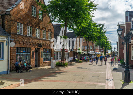 Nordfriesland, Big street in the Old Town of Wyk on Föhr, Große Strasse in der Altstadt von Wyk auf Föhr Stock Photo