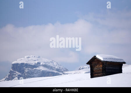 Isolated wood mountain house cabin hut covered by snow Stock Photo - Alamy
