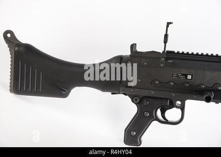 The M240B is a variant of the M240, used by the U.S. Army, Navy, Coast ...