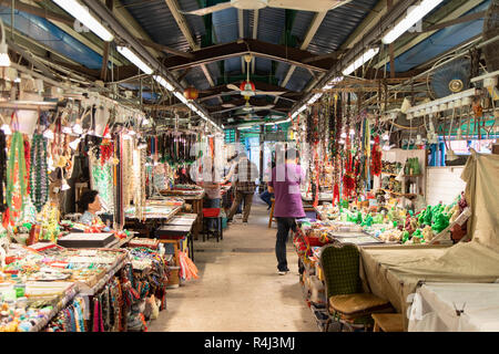 Jade Market, Yau Ma Tei, Kowloon, Hong Kong Stock Photo