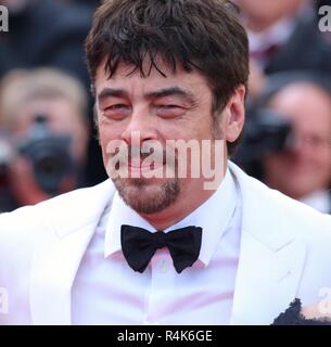 CANNES, FRANCE – MAY 08, 2018: Benicio del Toro walks the red carpet ahead of the 'Todos lo saben' screening at the 71th Festival de Cannes Stock Photo