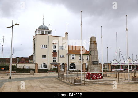 War Memorial, with Royal Norfolk and Suffolk Yacht Club behind, Lowestoft, Waveney district, Suffolk, East Anglia, England, Great Britain, UK, Europe Stock Photo