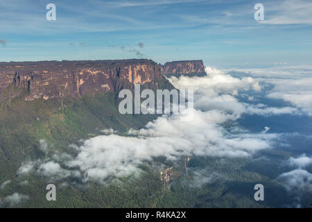 View from the Roraima tepui on Kukenan tepui at the mist - Venezuela, South America Stock Photo