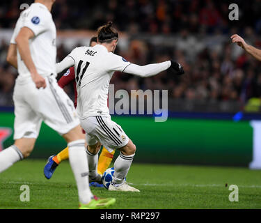 Rome, Italy. 27th Nov, 2018. Real Madrid's Gareth Bale scores during a group G match of UEFA Champions League between Roma and Real Madrid, in Rome, Italy, Nov. 27, 2018. Real Madrid won 2-0. Credit: Alberto Lingria/Xinhua/Alamy Live News Stock Photo