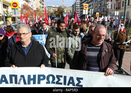 Thessaloniki, Greece, 28th November, 2018. Protesters from the communist-affiliated trade union PAME take part in a demonstration during a 24-hour walkout staged by Greece's largest private sector union GSEE  against planned pension cuts and to demand the reversal of labour reforms implemented under the country's third bailout. The strike by the GSEE union is the second major strike since Greece exited its bailout programme in August. Credit : Orhan Tsolak / Alamy Live News. Stock Photo