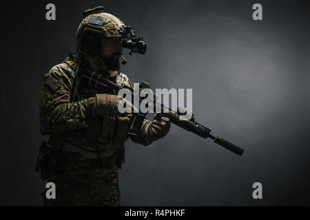 Army Ranger in field Uniforms Stock Photo - Alamy