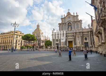 Catania, Sicily, Italy - August 23, 2017: Tourists visit Piazza del Duomo with Fontana dell'Elefante in Catania Stock Photo