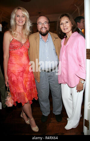 NEW YORK - AUGUST 14: Sara Herbert-Galloway, James Lipton and Kedakai Lipton attends the Best Buddies Hamptons Beach Bash at a private residence on August 14, 2008 in Water Mill, New York. (Photo by Steve Mack/S.D. Mack Pictures) Stock Photo