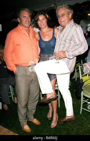 NEW YORK - AUGUST 14: The Count Alexandre de Lesseps (M) and guests