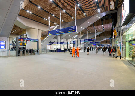 London, UK - April 26, 2018: Passengers at the London Bridge train station hall Stock Photo