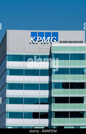 SANTA CLARA, CA/USA - OCTOBER 20, 2018: KPMG corporate facility and trademark logo. KPMG is a professional service company. Stock Photo