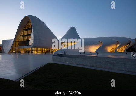 Heydar Aliyev Center by Zaha Hadid in Baku, Azerbaijan Stock Photo