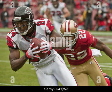 September 20, 2010; San Francisco, CA, USA; San Francisco 49ers linebacker  Takeo Spikes (51) during the third quarter against the New Orleans Saints  at Candlestick Park. New Orleans defeated San Francisco 25-22 Stock Photo -  Alamy